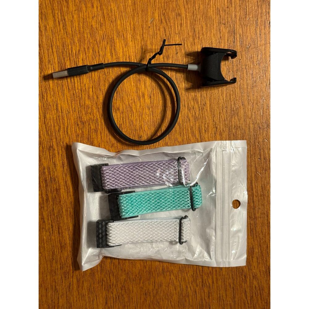 Fitbit Charge 4 Accessories - charger and bands